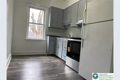 137 S 17th Street, Wilson Boro, PA 18042 - Photo 7