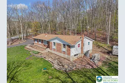 138 Darcy Drive, Chestnuthill Twp, PA 18353 - Photo 3