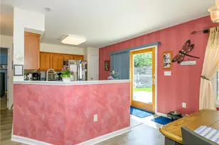 384 5th St, Northampton Boro, PA 18067 - Photo 9