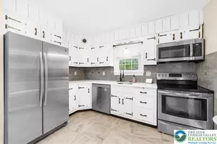 307 Sumner Ave, Whitehall Township, PA 18052 - Photo 13