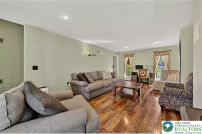 18 Lenape Trail, Upper Mt Bethel Twp, PA 18343 - Photo 11