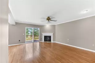 224 Park Ridge Dr, Forks Twp, PA 18040 - Photo 3