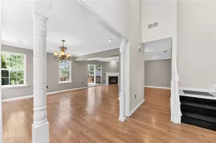 224 Park Ridge Dr, Forks Twp, PA 18040 - Photo 11