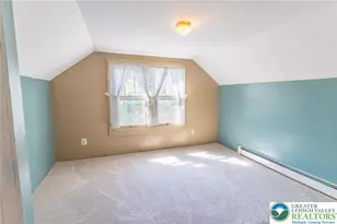 2049 Bushkill Park Dr, Forks Twp, PA 18040 - Photo 17