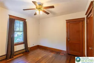 2049 Bushkill Park Dr, Forks Twp, PA 18040 - Photo 13