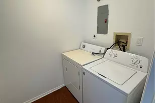 1324 S Fountain St, Allentown City, PA 18103 - Photo 9