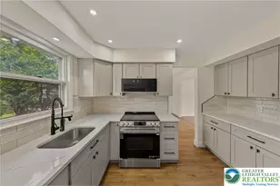 1800 Eastman Ave, Bethlehem City, PA 18018 - Photo 17
