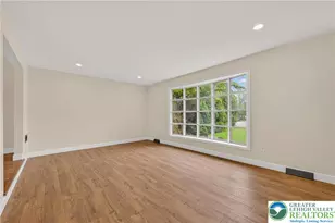 1800 Eastman Ave, Bethlehem City, PA 18018 - Photo 7
