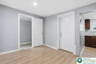 941 Pine St, Allentown City, PA 18102 - Photo 17