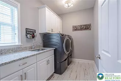 3717 Loyal Lane, Easton, PA 18045 - Photo 23