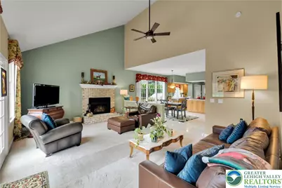 1860 Rosewood Drive, Hanover Twp, PA 18017 - Photo 13