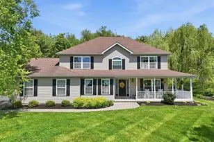 569 Deerfield Dr, Upper Nazareth, PA 18064 - Photo 1