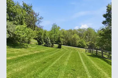 569 Deerfield Dr, Upper Nazareth, PA 18064 - Photo 77