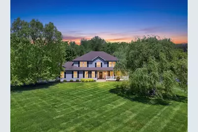 569 Deerfield Dr, Upper Nazareth, PA 18064 - Photo 3