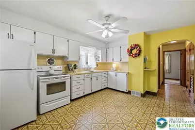 6596 N Main Street, Upper Saucon Township, PA 18036 - Photo 9