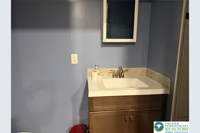 223 Main Street, Slatington Boro, PA 18080 - Photo 5