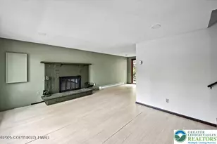 6061 Decker Rd, Bushkill, PA 18324 - Photo 5
