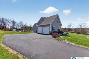 6223 Jenna Ct, Washington Township, PA 18080 - Photo 7