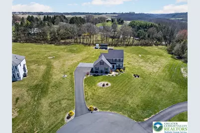 6223 Jenna Court, Washington Township, PA 18080 - Photo 9