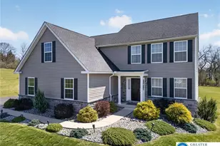6223 Jenna Ct, Washington Township, PA 18080 - Photo 1