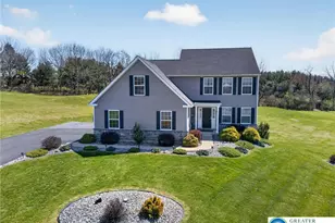 6223 Jenna Ct, Washington Township, PA 18080 - Photo 3