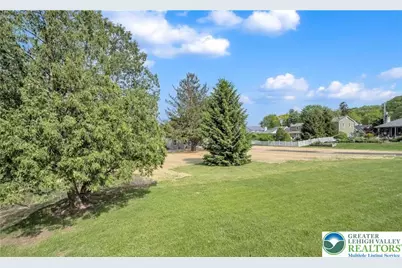 2840 Jacksonville Road, Bethlehem City, PA 18017 - Photo 3
