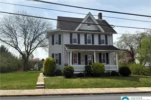 504 Fairview St, Coopersburg Boro, PA 18036 - Photo 1