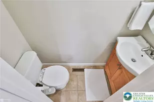 1875 Jenkins Dr, Easton, PA 18040 - Photo 17