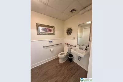 4847 Hamilton Boulevard #2nd floor, Lower Macungie Township, PA 18106 - Photo 7