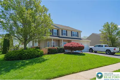 228 McNair Circle, Allen Township, PA 18067 - Photo 3