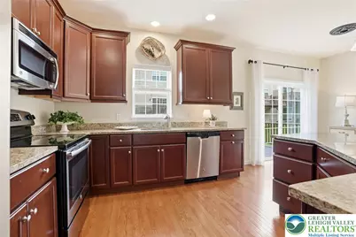 2223 Rising Hill Road, Whitehall Township, PA 18052 - Photo 15