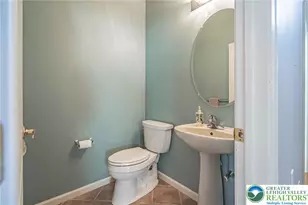 6634 Blue Heather Ct, Lower Macungie Township, PA 18062 - Photo 31