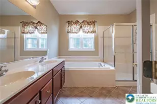 6634 Blue Heather Ct, Lower Macungie Township, PA 18062 - Photo 27