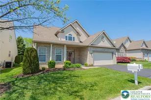 6634 Blue Heather Ct, Lower Macungie Township, PA 18062 - Photo 3
