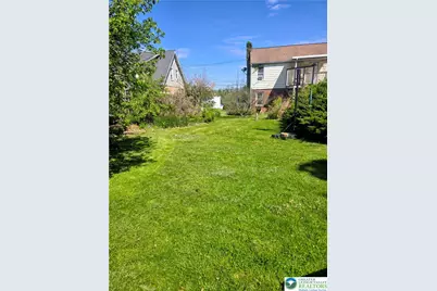 210 E Emmaus Avenue #1, Salisbury Township, PA 18103 - Photo 11