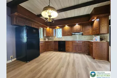 4939 Indian Creek Road, Lower Macungie Township, PA 18062 - Photo 3