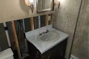 142 E North St, Nazareth Boro, PA 18064 - Photo 69