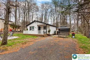 7483 Cottage Ln, Coolbaugh Twp, PA 18466 - Photo 1