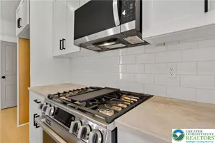 28 N 4th St, Emmaus Boro, PA 18049 - Photo 17