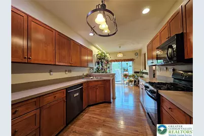 127 Willow Drive, Palmer Twp, PA 18045 - Photo 7