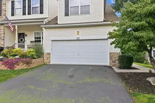 127 Willow Dr, Palmer Twp, PA 18045 - Photo 3