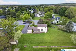 7098 Limerick Square, Bethlehem City, PA 18017 - Photo 3