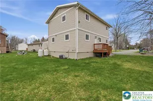 1117 Knollwood Dr, Coolbaugh Twp, PA 18466 - Photo 9