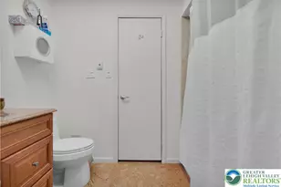 4004 Westview Dr, South Whitehall Township, PA 18104 - Photo 27