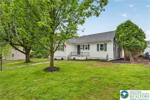 223 Oak St, Washington Twp, PA 18072 - Photo 5