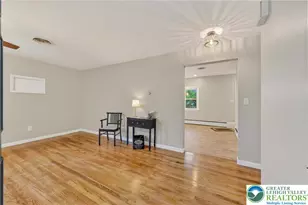 223 Oak St, Washington Twp, PA 18072 - Photo 13