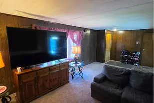 114 Greenview Dr, Chestnuthill Twp, PA 18322 - Photo 5