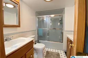 3979 Kenrick Dr, Bethlehem Township, PA 18020 - Photo 15