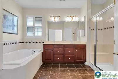 2088 Kingsview Road, Lower Macungie Township, PA 18062 - Photo 19