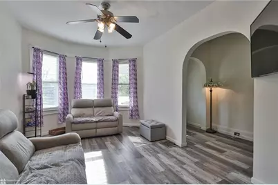 62 N 7th Street, Easton, PA 18042 - Photo 5